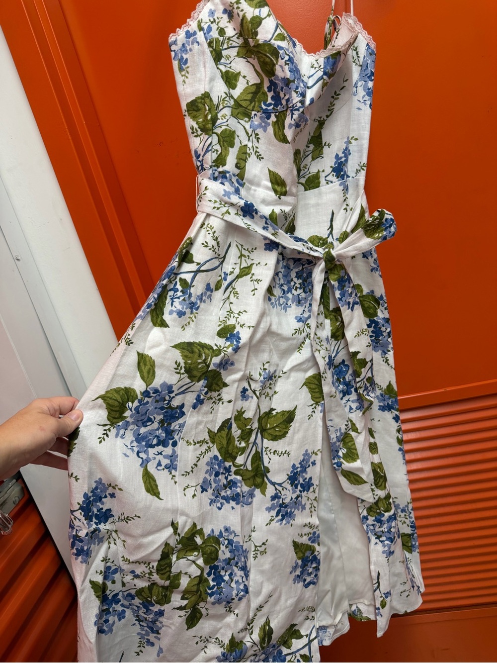 Reformation - Kieryn Linen Midi Dress in the Riviera blue floral - 6 - Picture 10 of 13